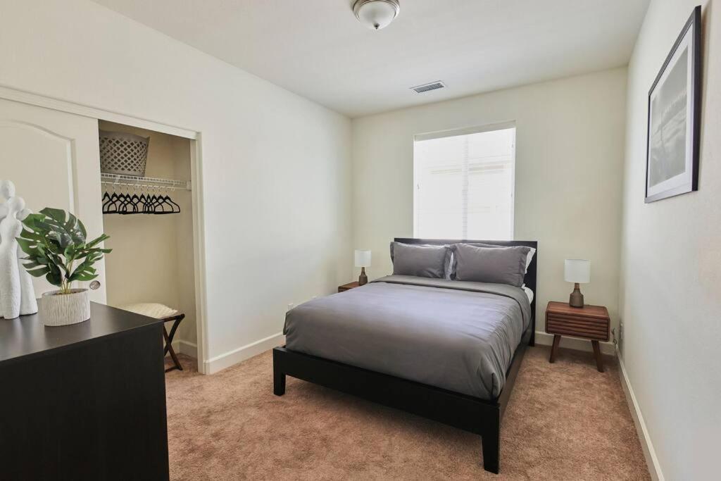 New Upscale House, Tahoe 30-Min W/ Cal King Reno Eksteriør bilde